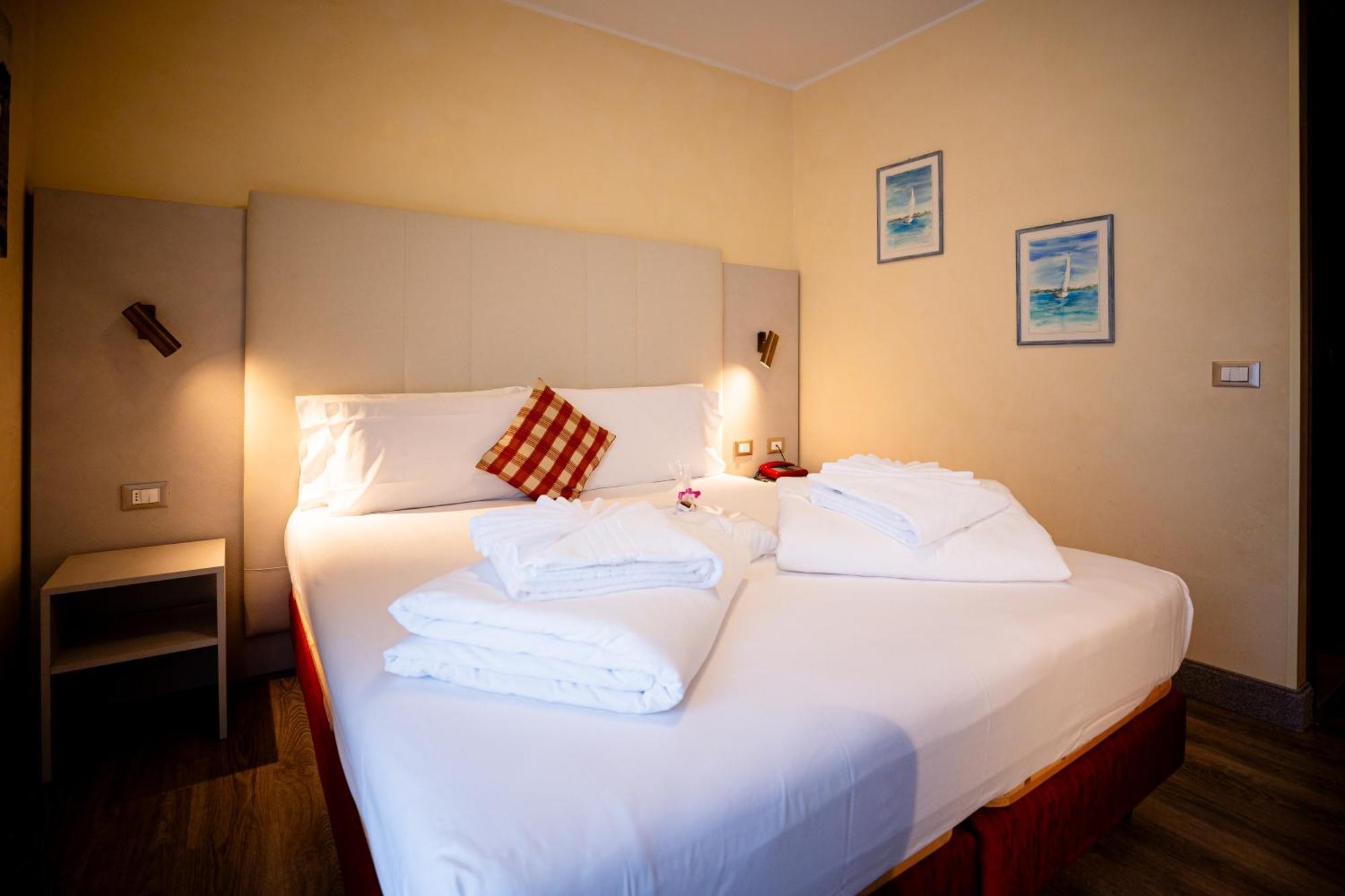 Hotel Arizona Lignano Sabbiadoro Ngoại thất bức ảnh
