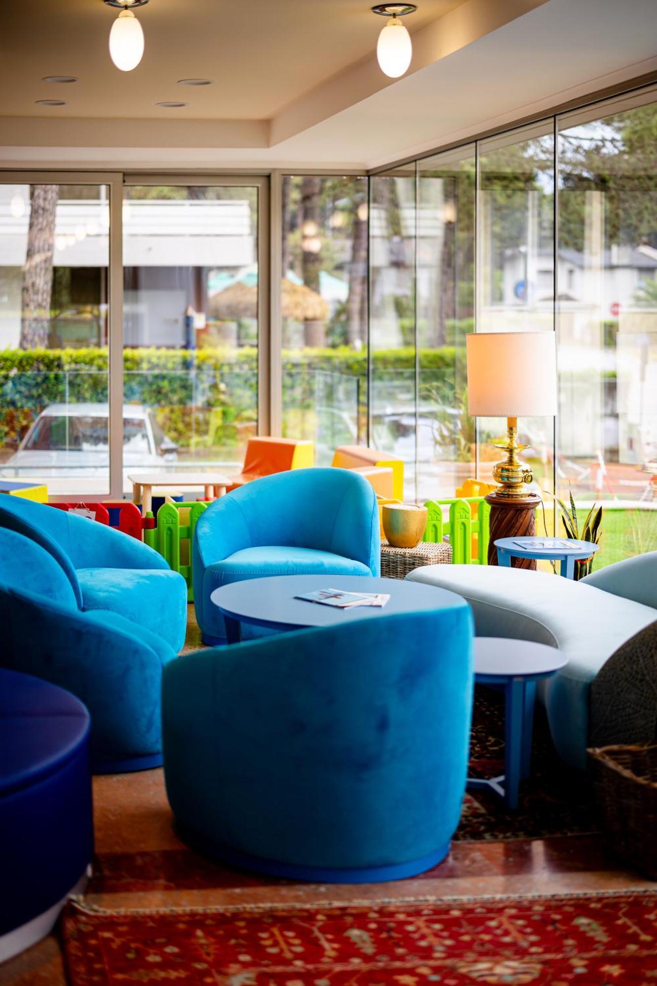 Hotel Arizona Lignano Sabbiadoro Ngoại thất bức ảnh